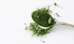 ТОП-10 масок для лица из спирулины в домашних условиях и их свойства для здоровья кожи