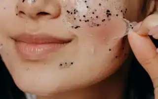 Как убрать омертвевшую кожу на лице и зачем это делать? Полезные советы