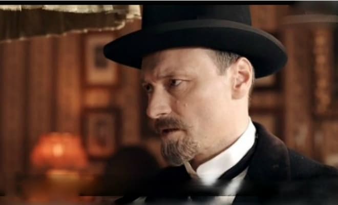 Дмитрий Ульянов в сериале «Демон революции»