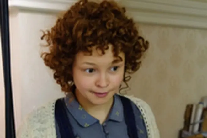 Елена Шилова (кадр из сериала «Пончик Люся»)