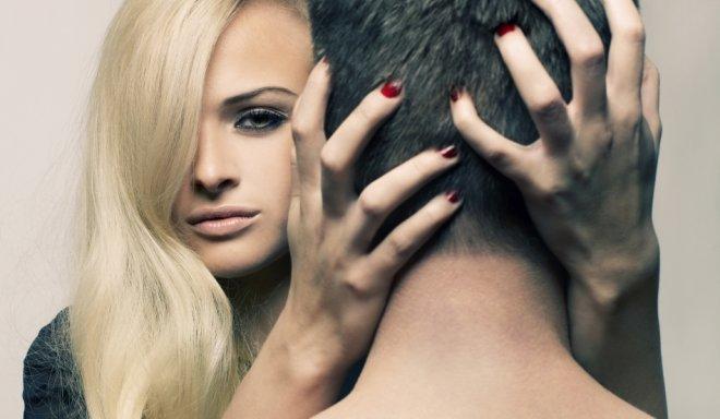 Как манипулировать мужчиной? Как манипулировать мужчиной?