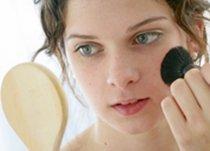 Как наносить румяна правильно?