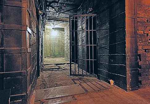 Подземелье Закрытой школы!