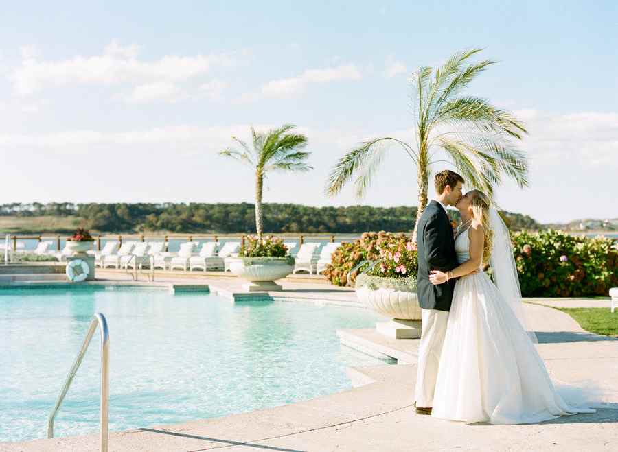 Куда поехать в свадебное путешествие в июне