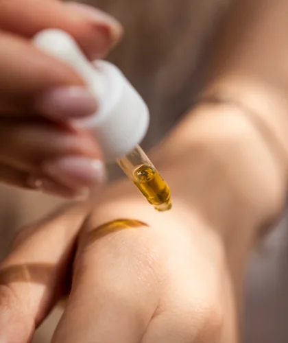 масло в пипетке