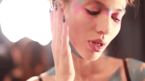 красивая девушка