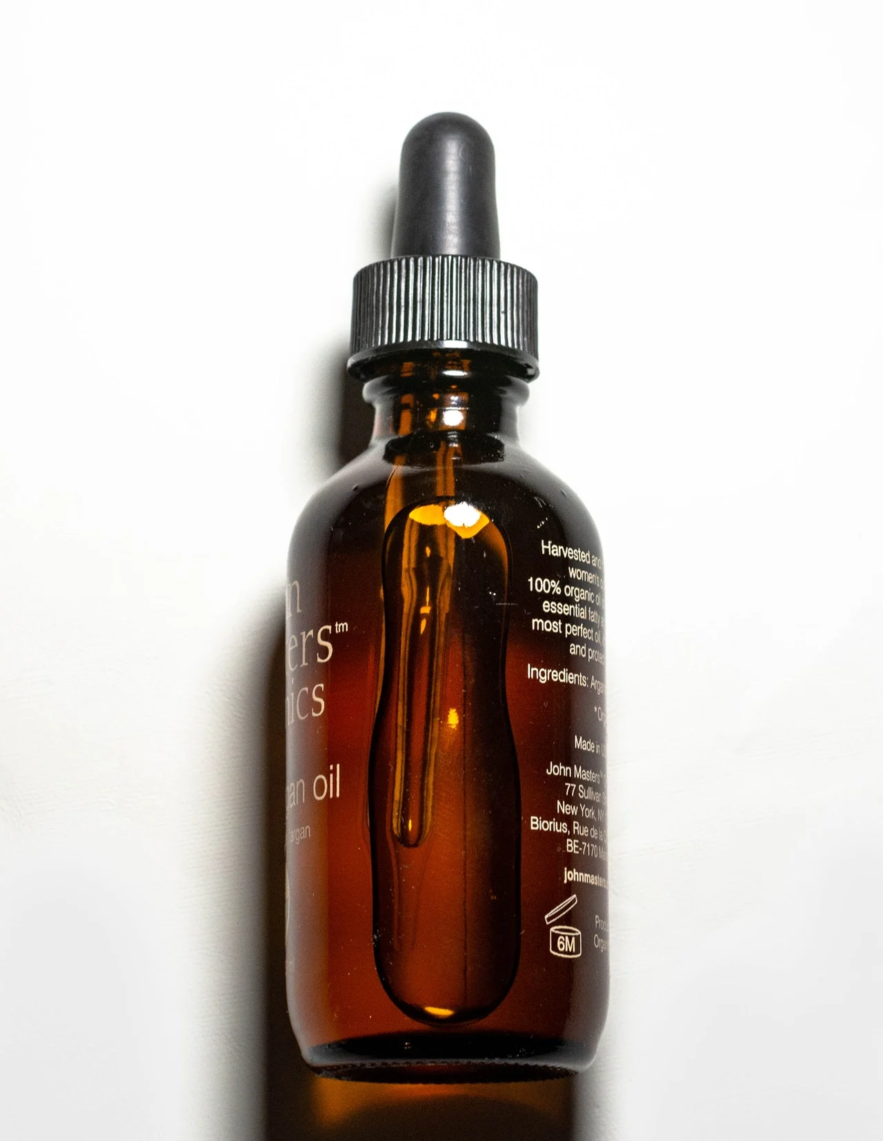 флакон с маслом