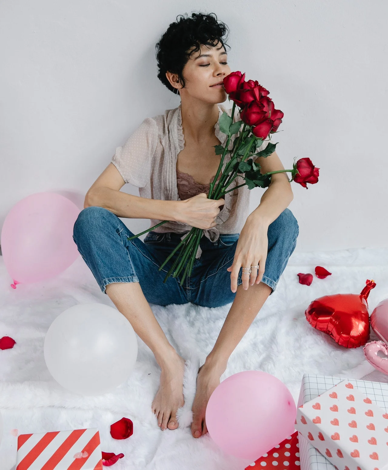 девушка с цветами