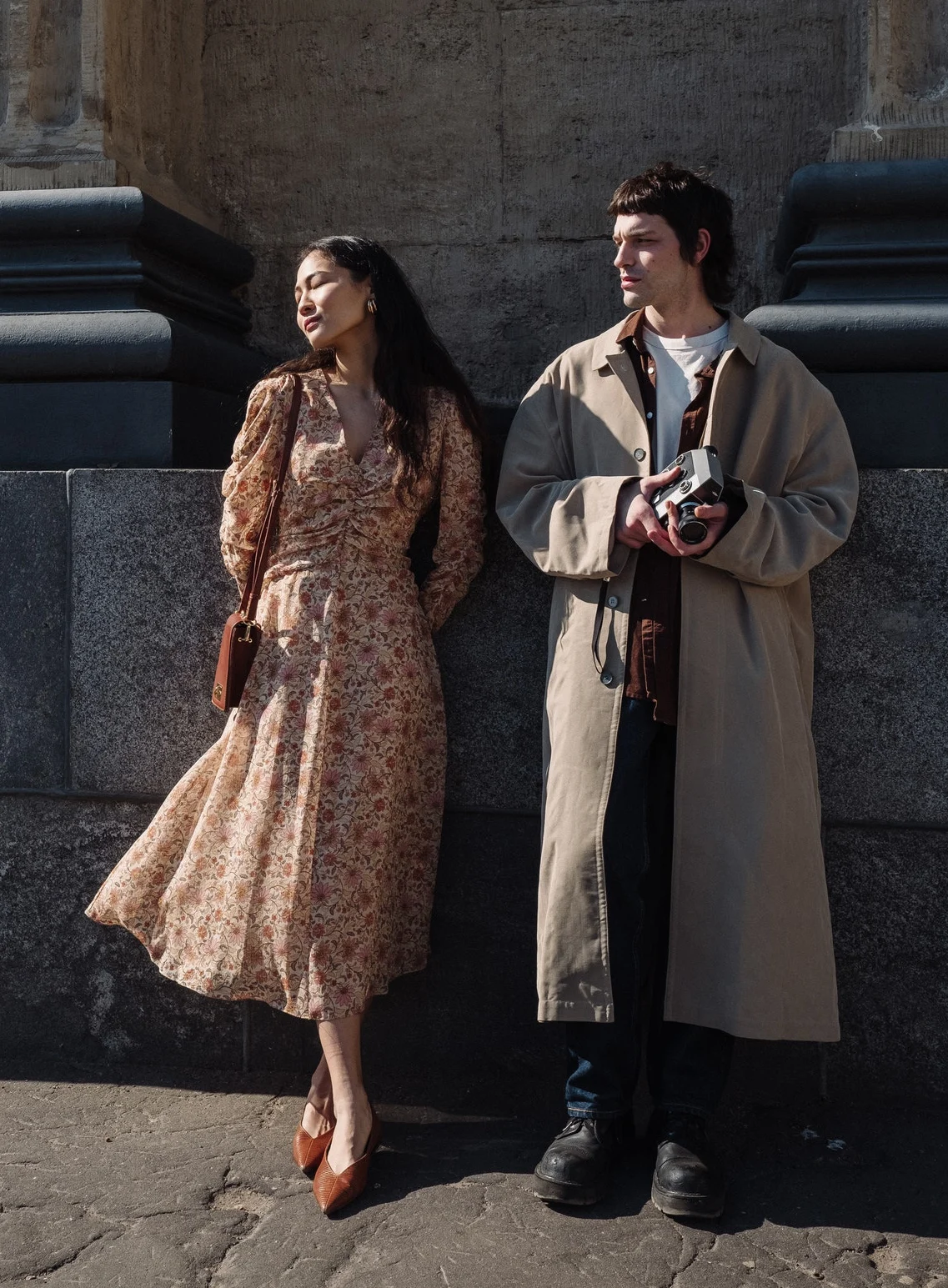 пара на улице