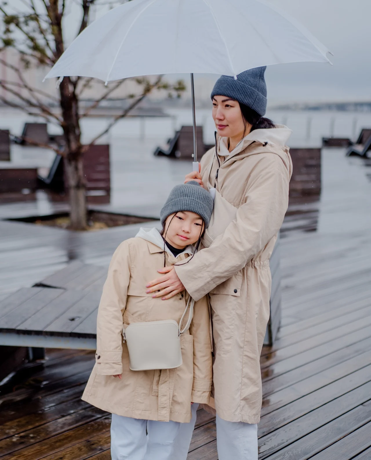 женщина с дочкой