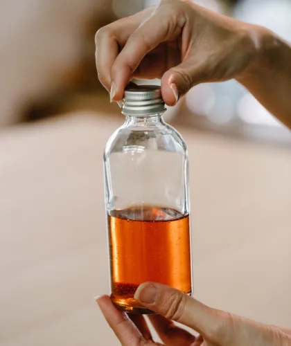 флакончик с маслом