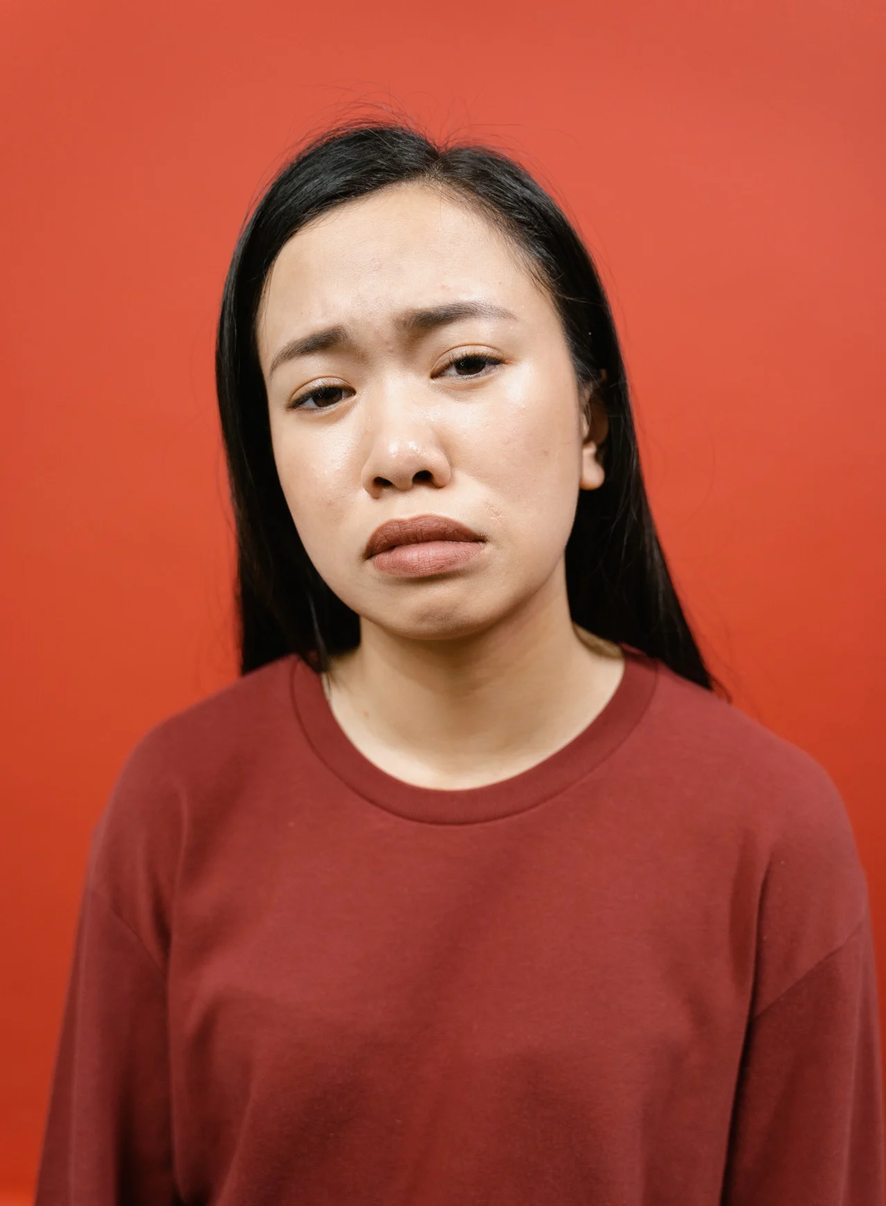 грустная девушка